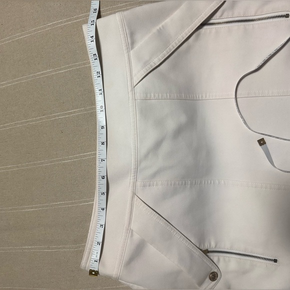 DIANE VON FURSTENBERG | white cream Skirt with Zipper Details size 6 - Picture 7 of 8